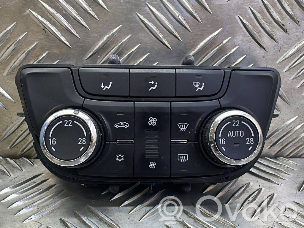 Opel Mokka Climate control unit 