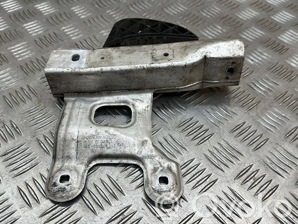 BMW 3 F30 F35 F31 Belka zderzaka przedniego 