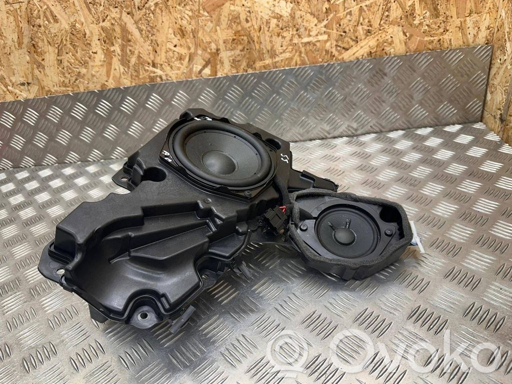 Audi A8 S8 D5 Etuoven kaiutin 