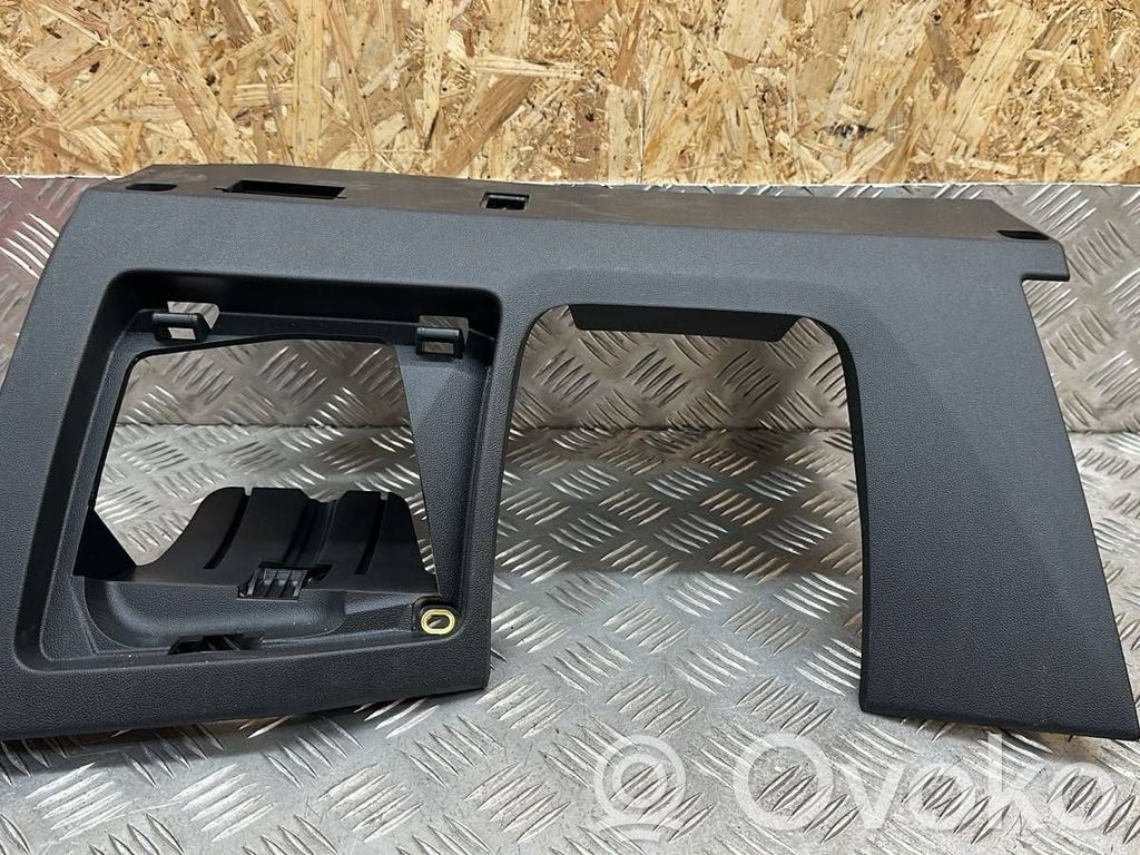 Audi A3 8Y Element deski rozdzielczej / dół 