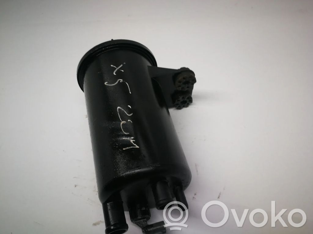 BMW 7 E65 E66 Vairo stiprintuvo skysčio bakelis 