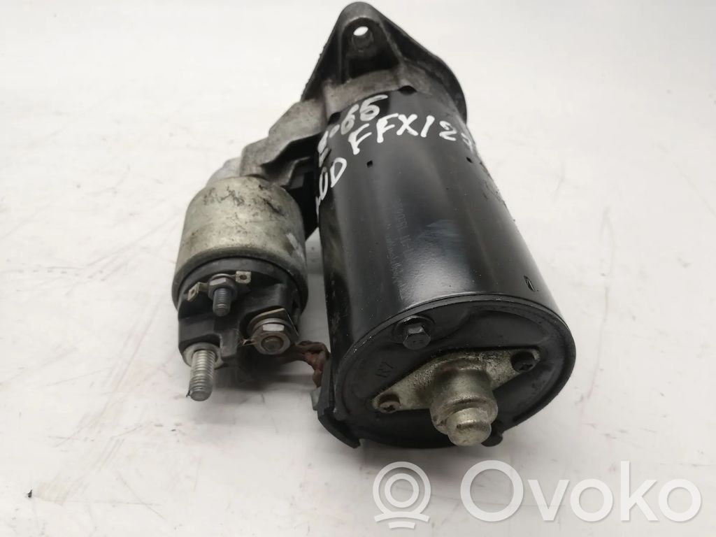 BMW 7 E65 E66 Starteris 