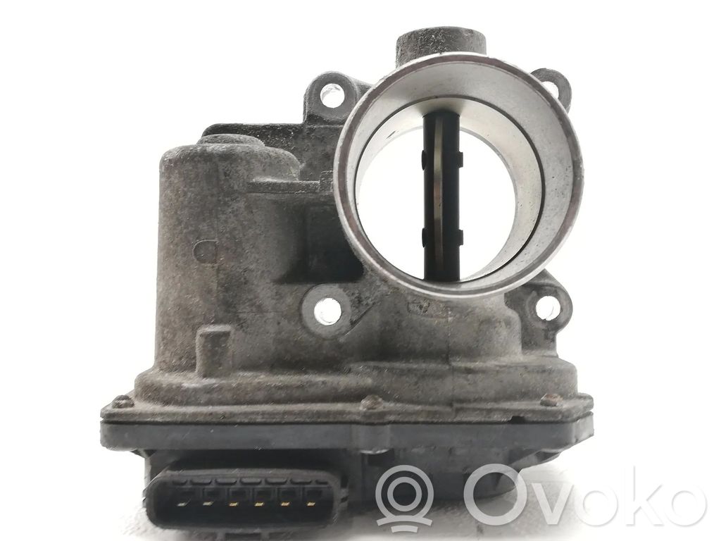 Toyota Yaris Throttle valve 