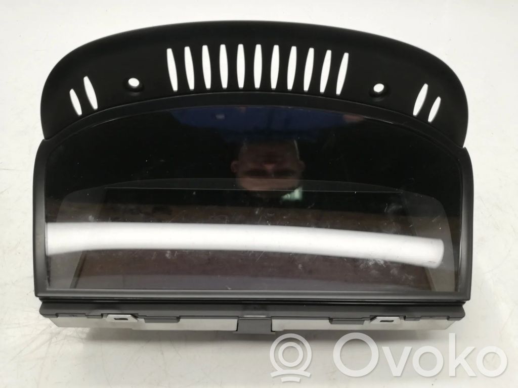 Screen/display/small screen   9179807