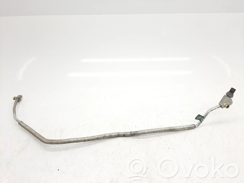 BMW X3 E83 Ilmastointilaitteen putki (A/C) 