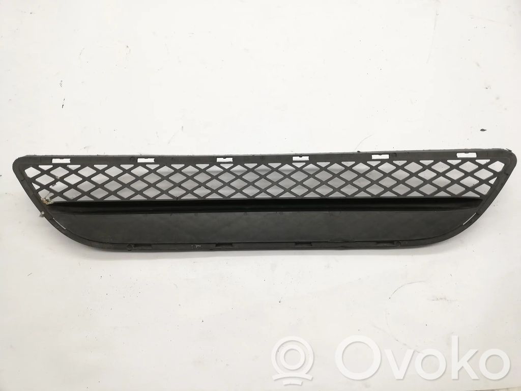 Rejilla delantera   7154555