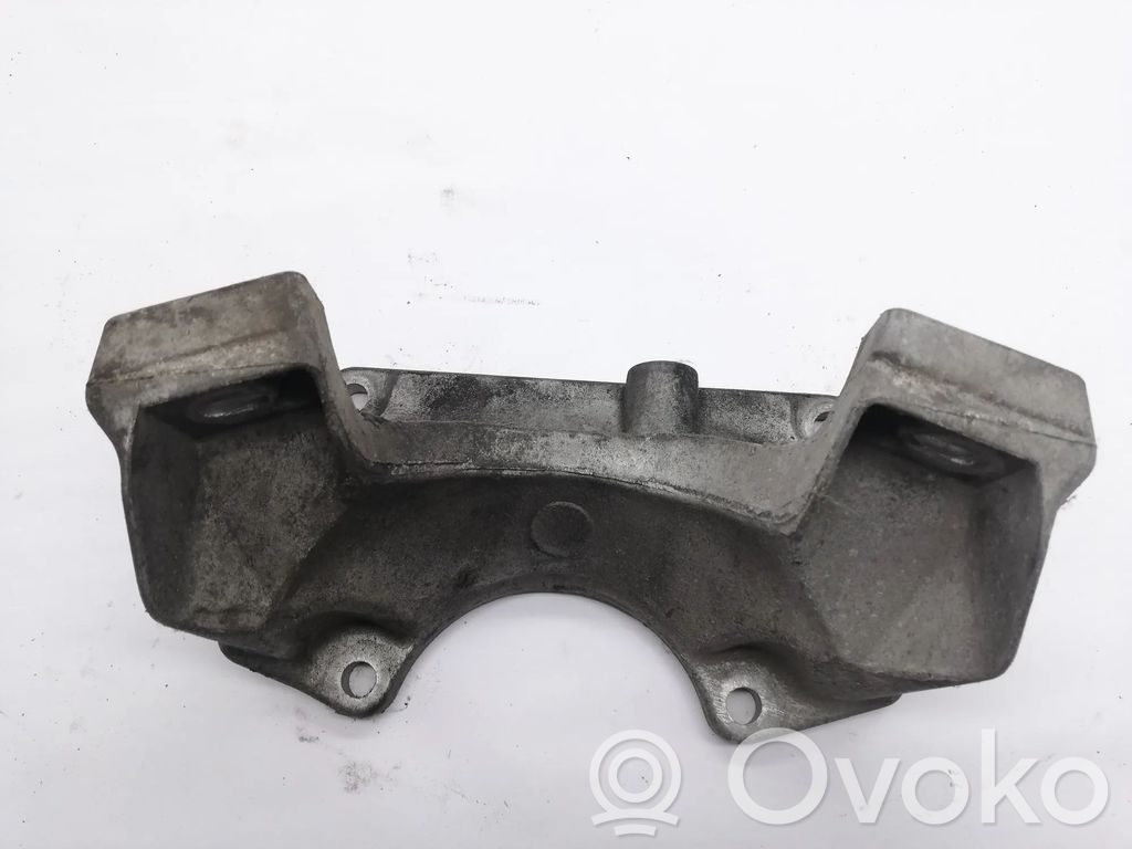 BMW 5 E60 E61 Gearbox mounting bracket 