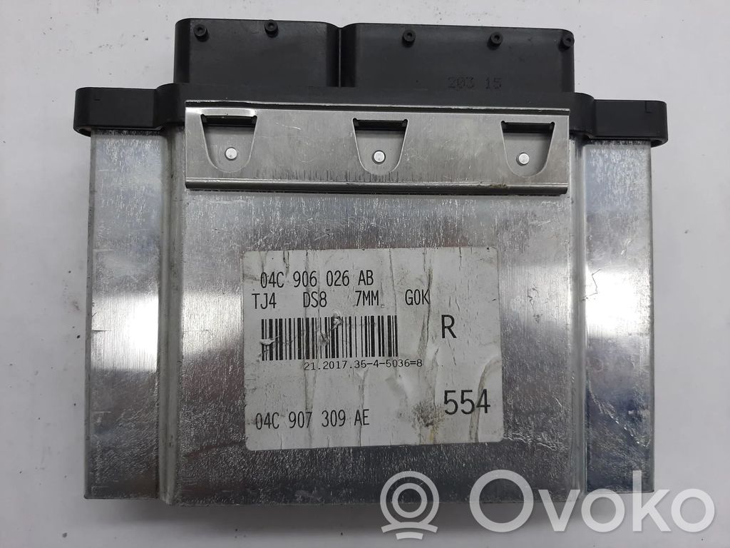 Volkswagen Golf VII Engine control unit/module 