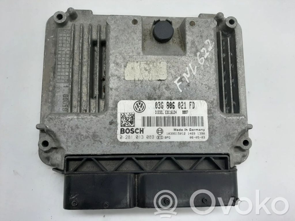 Volkswagen Golf V Engine control unit/module 