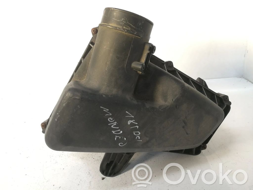 Ford Mondeo MK IV Air filter box 