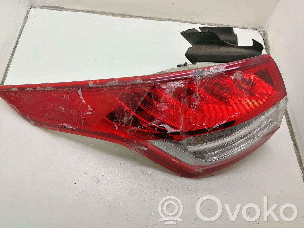 Ford Kuga I Lampa tylna 