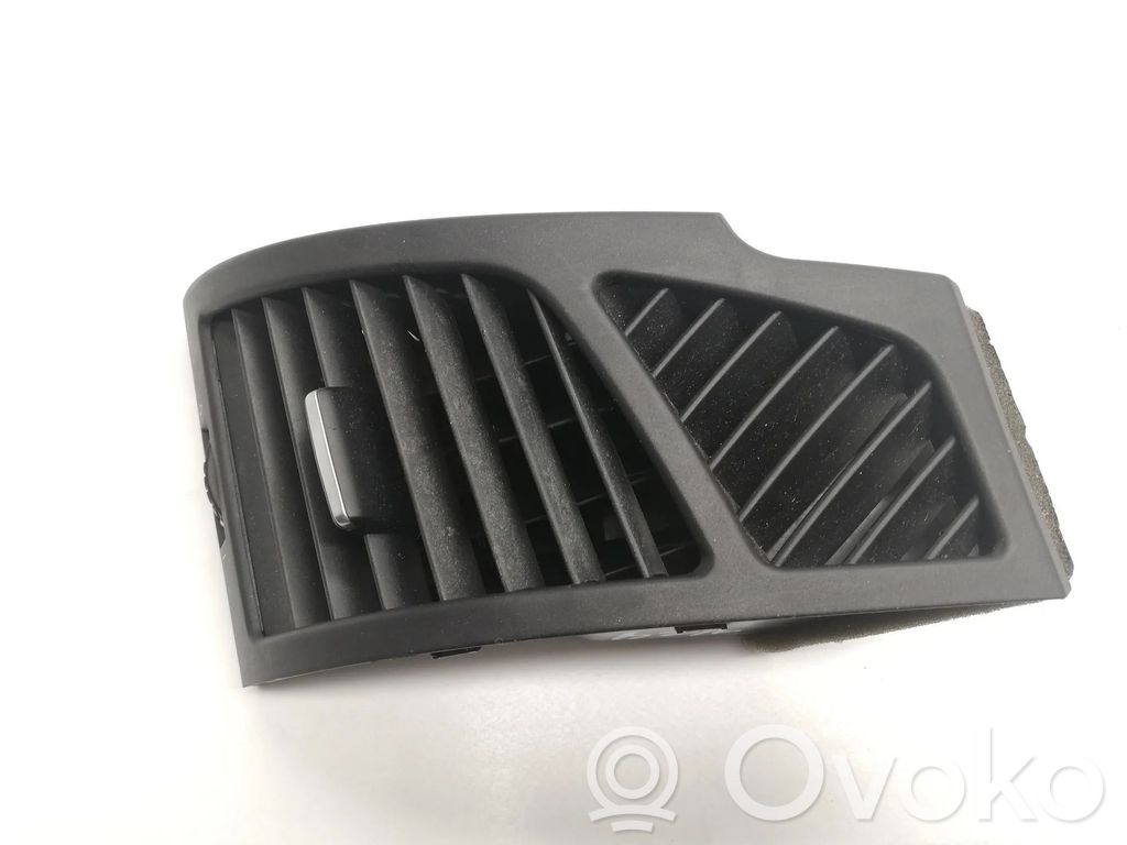 Lango oro grotelės   7059187
