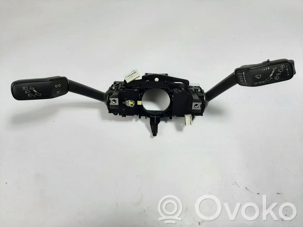 Skoda Octavia Mk3 (5E) Palanca de intermitentes 