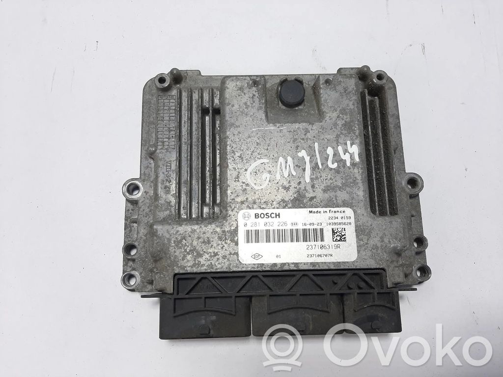 Engine control unit/module   237106707R,237106319R