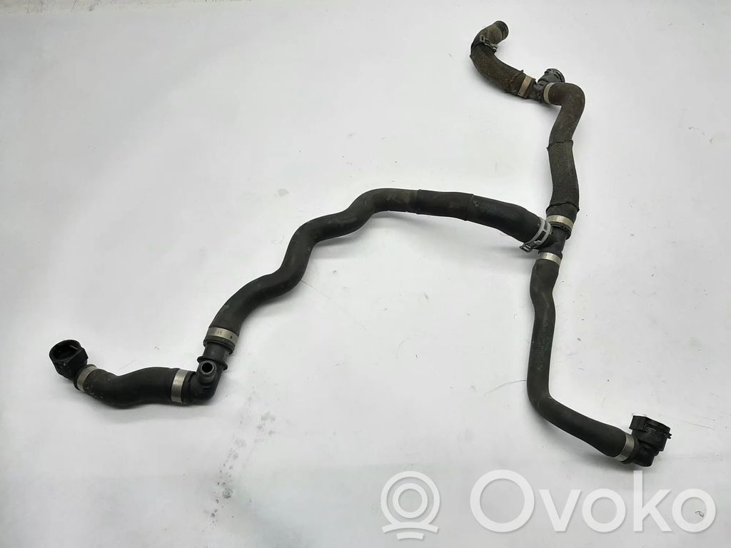 BMW 2 F45 Tubo flessibile del liquido di raffreddamento del motore 