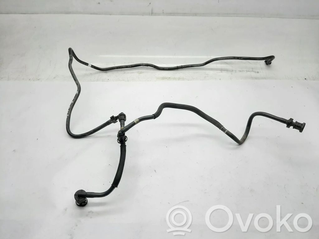 BMW 2 F45 Conductă/furtun lichid de răcire motor 