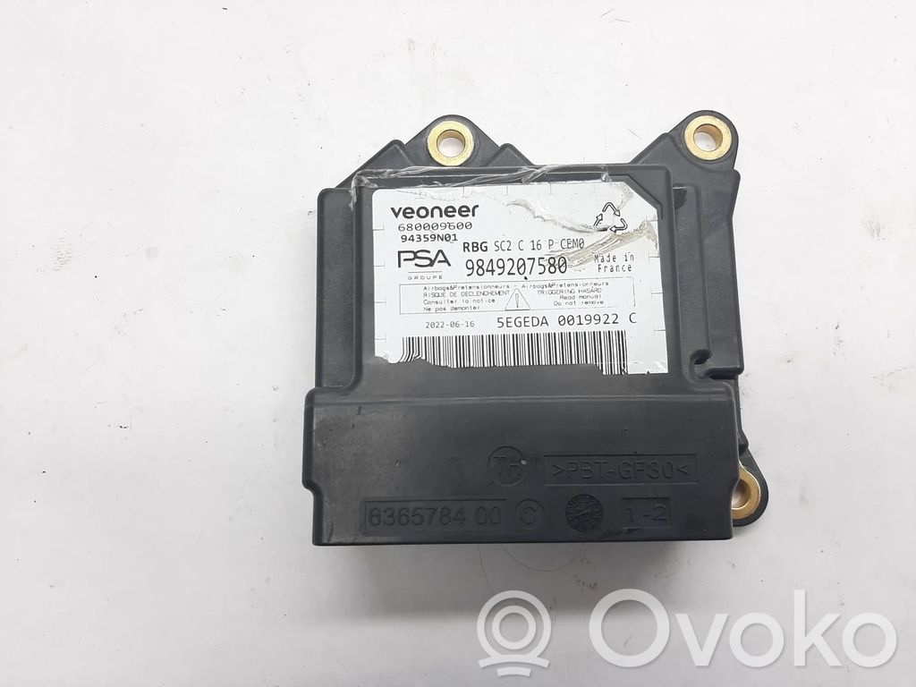 Opel Mokka B Airbag control unit/module 
