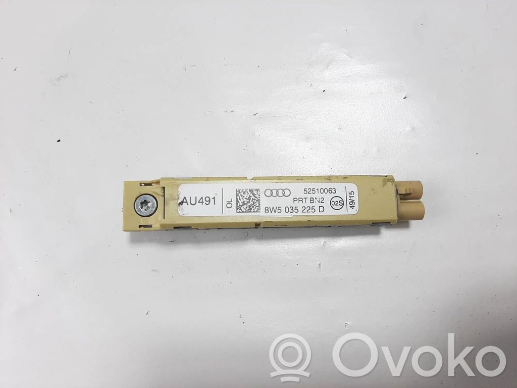 Audi A4 S4 B9 8W Antenos stiprintuvas 