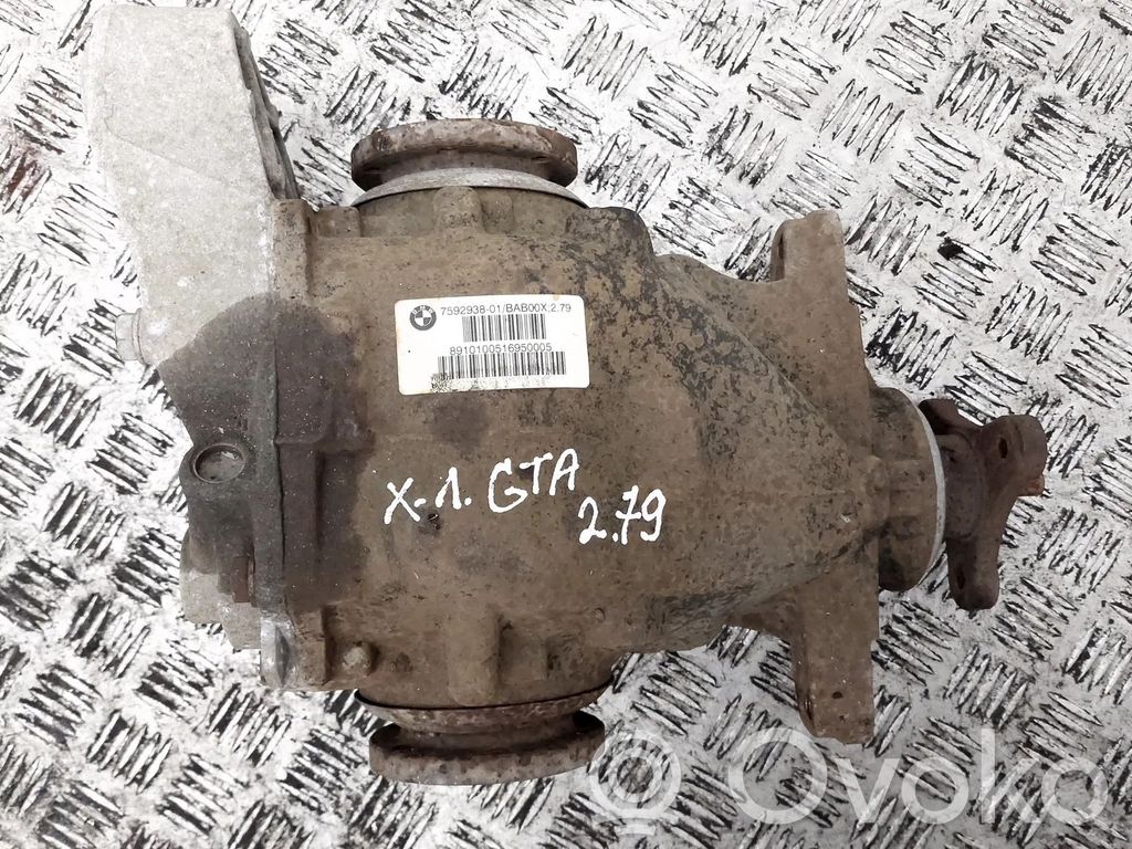 Hinterachsdifferential   279,7592938