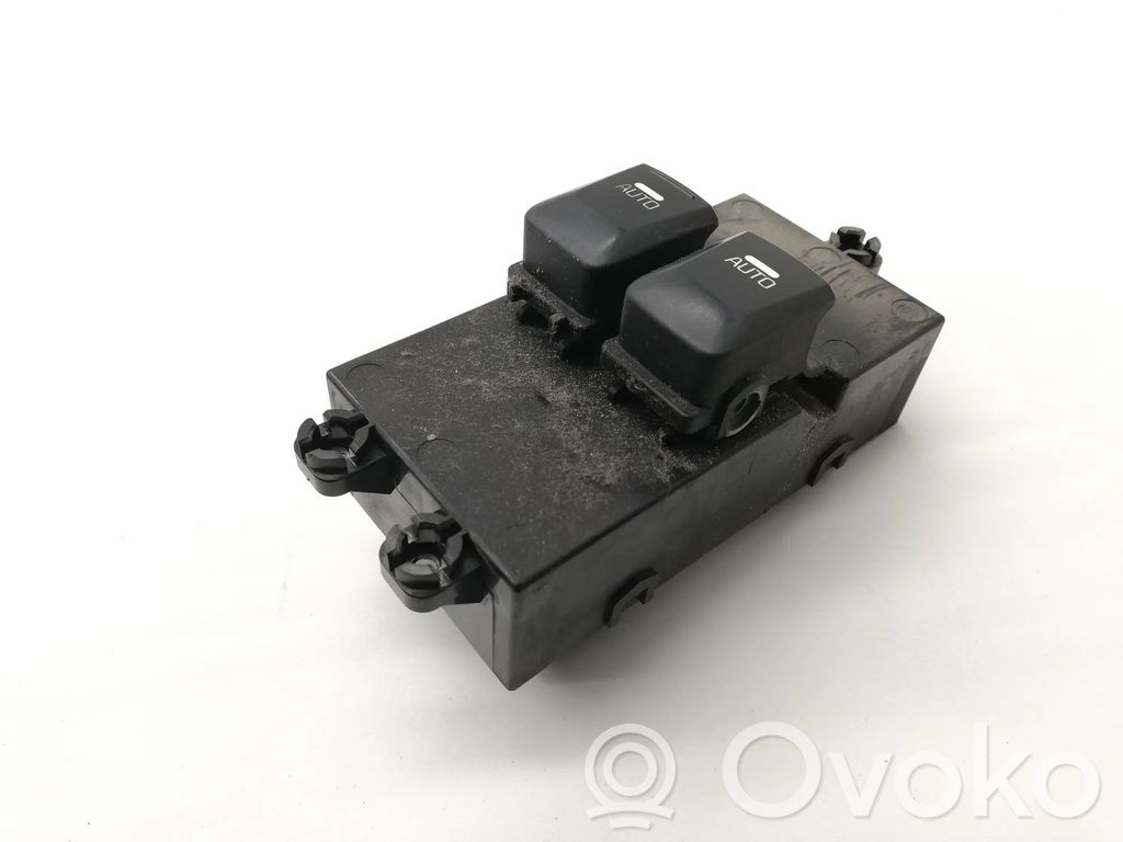 KIA Ceed Interruptor del elevalunas eléctrico 