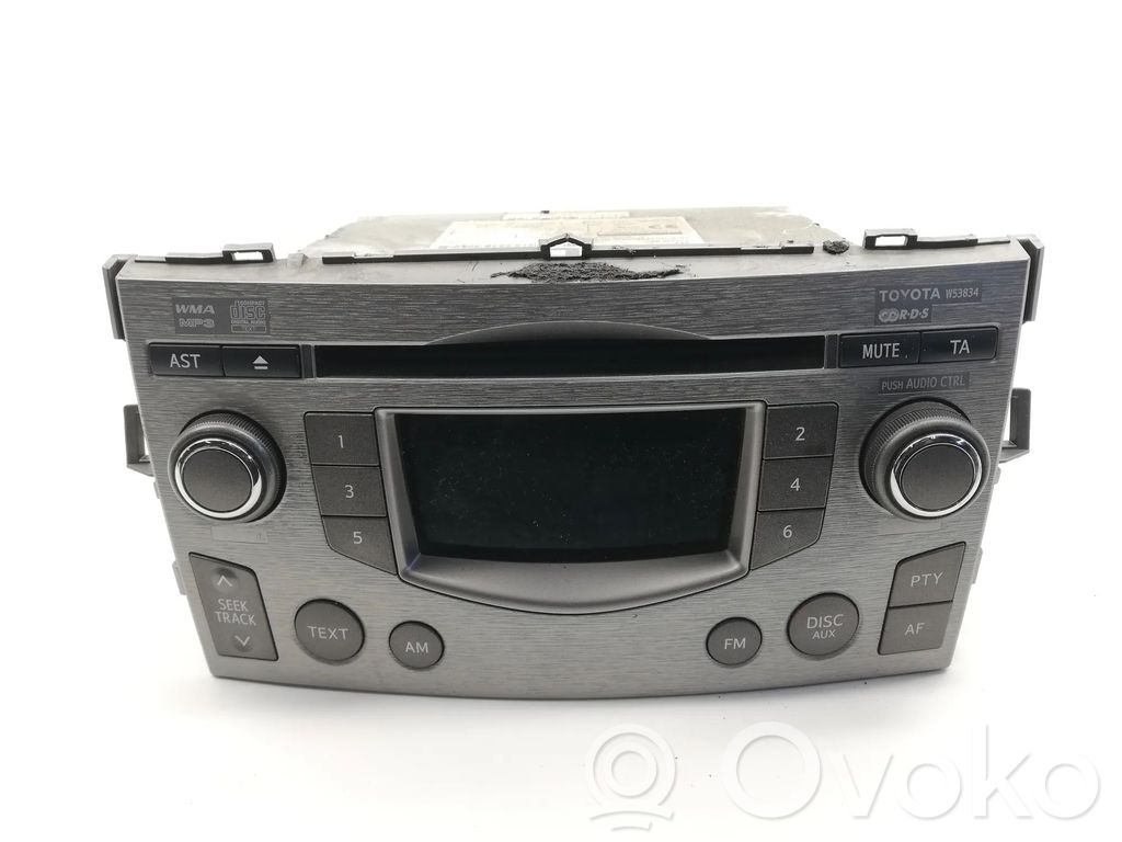 Toyota Verso-S Panel / Radioodtwarzacz CD/DVD/GPS 