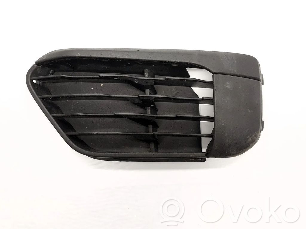 BMW X1 F48 F49 Atrapa chłodnicy / Grill 