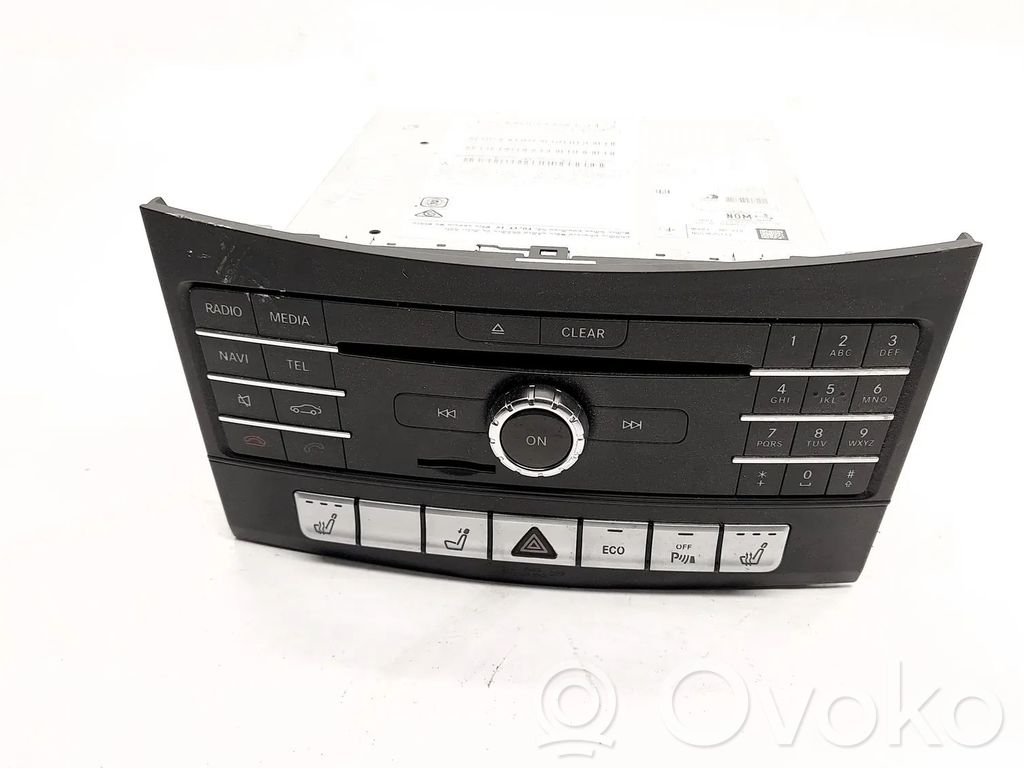 Mercedes-Benz E W212 Panel / Radioodtwarzacz CD/DVD/GPS 