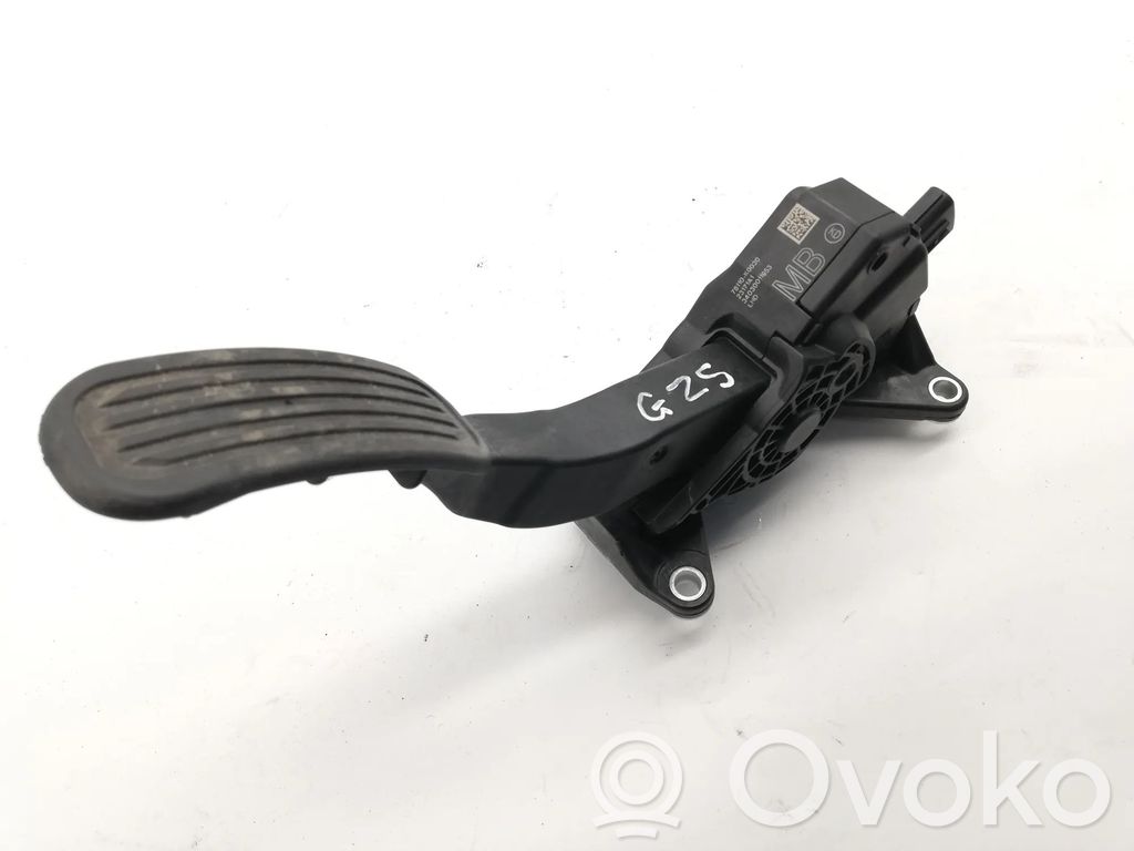 Toyota Yaris XP210 Pedală accelerație 