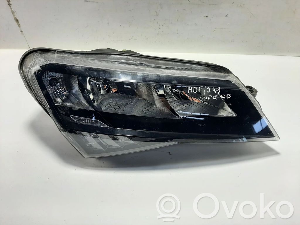 Skoda Superb B8 (3V) Scheinwerfer 