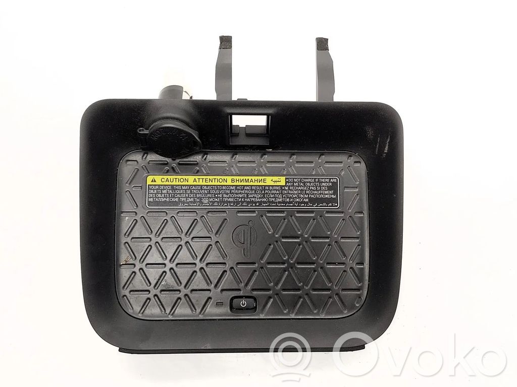 Toyota RAV 4 (XA50) Moduł ładowania bezprzewodowego 
