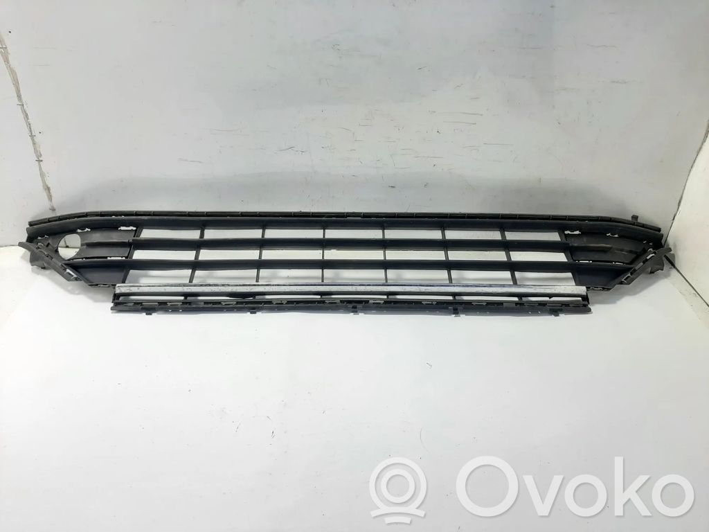 Volkswagen Golf VII Grilă față 