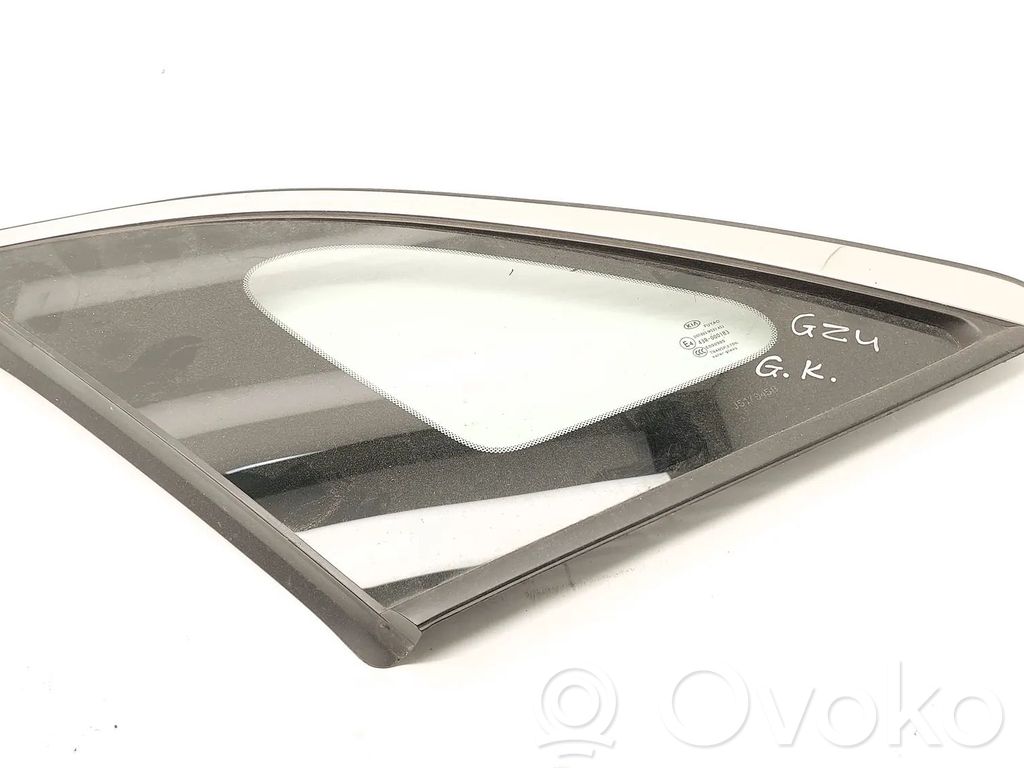 KIA Niro Geam lateral spate 