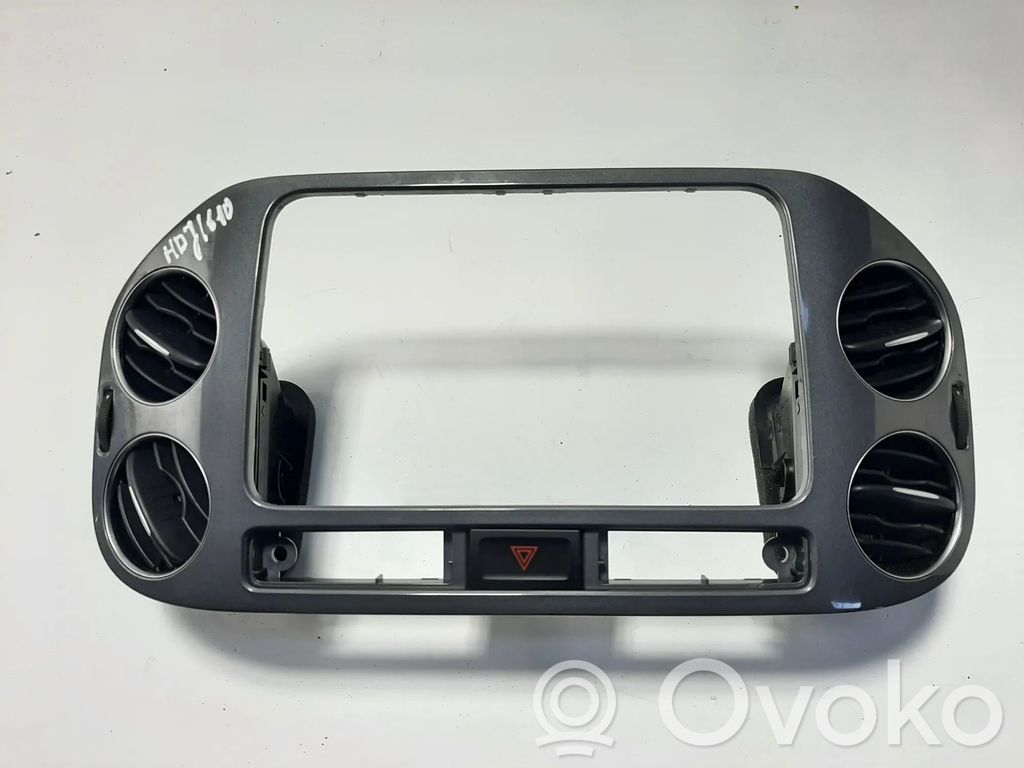 Volkswagen Tiguan Copertura griglia di ventilazione cruscotto 