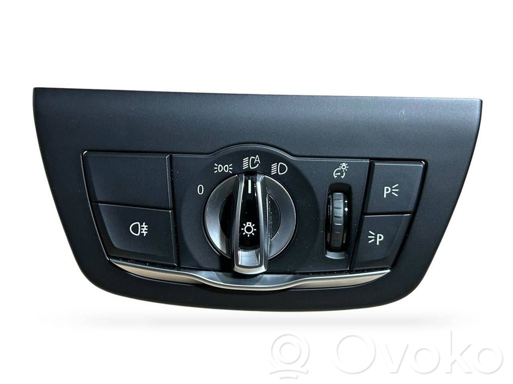 Light switch   5A67870,61319472965