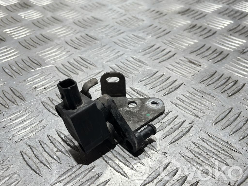 Ford Focus Headlight/headlamp level sensor 