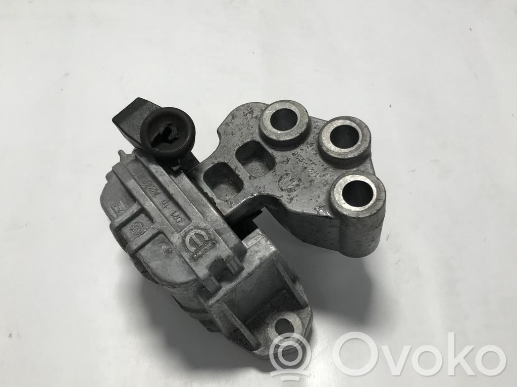 Fiat 500X Engine mount vacuum valve 