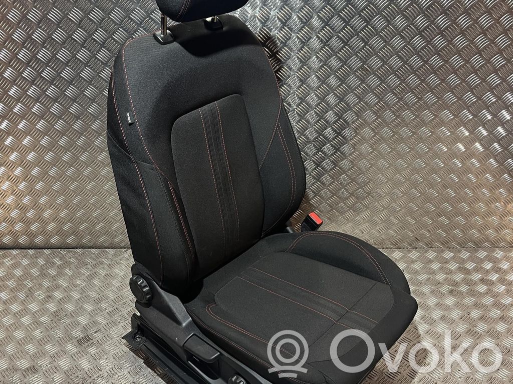 Ford Puma Fotel przedni pasażera 
