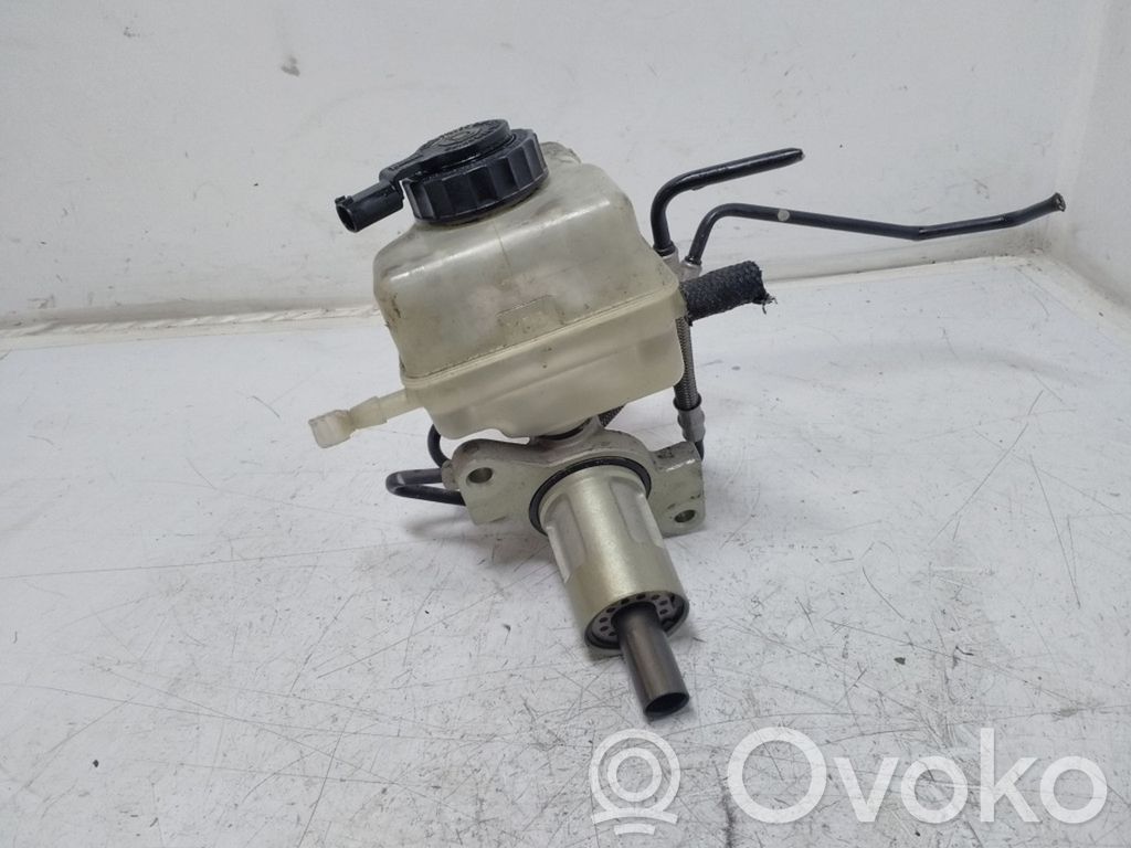 BMW 3 E90 E91 Master brake cylinder 