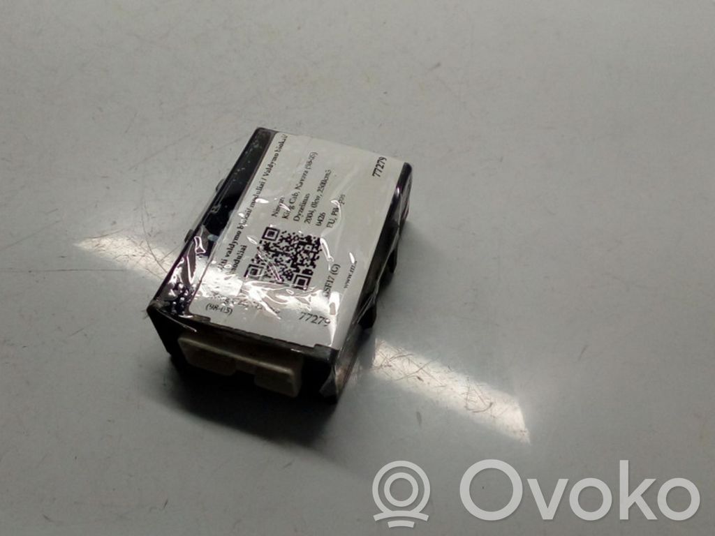 Nissan Navara D22 Other control units/modules 