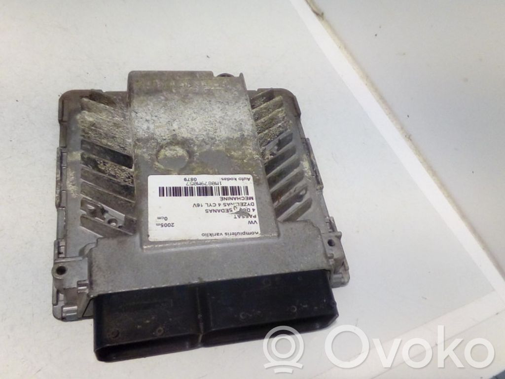 Volkswagen PASSAT B6 Engine control unit/module 