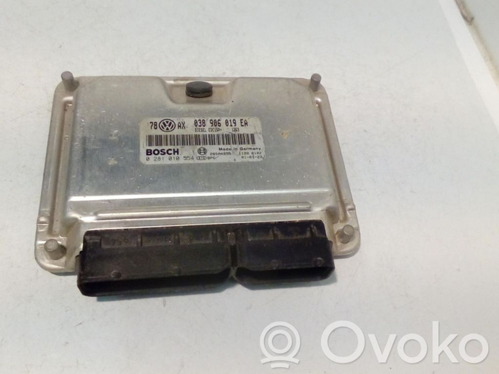 Volkswagen PASSAT B5.5 Engine control unit/module 