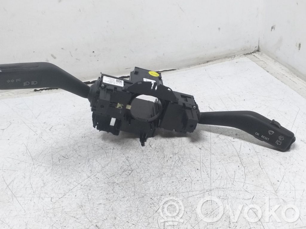 Volkswagen PASSAT B6 Commodo, commande essuie-glace/phare 