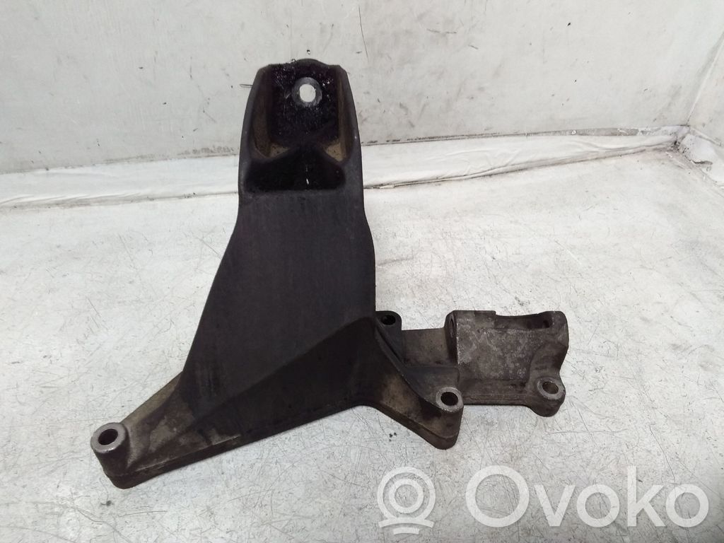 BMW 3 E46 Engine mounting bracket 