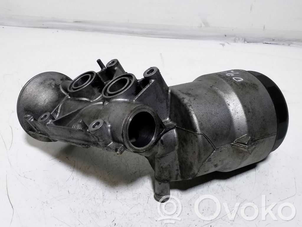 Opel Meriva A Oil filter mounting bracket 