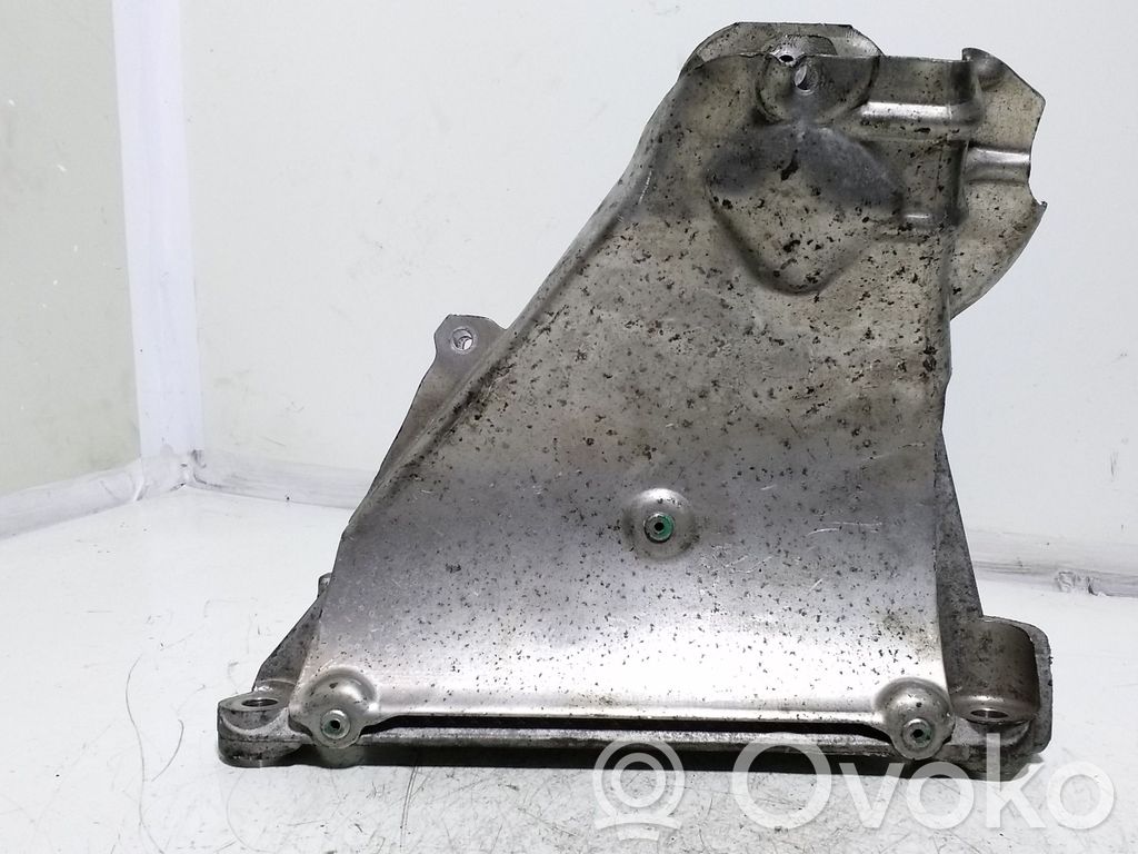 BMW X5 E70 Engine mounting bracket 