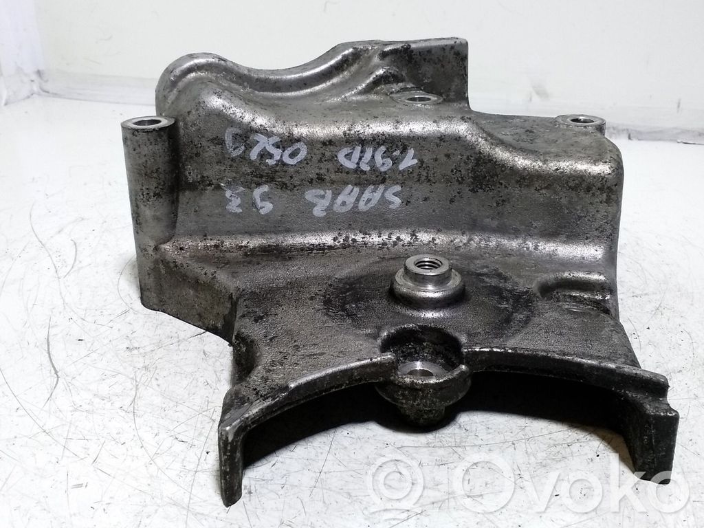 Saab 9-3 Ver1 Engine mounting bracket 