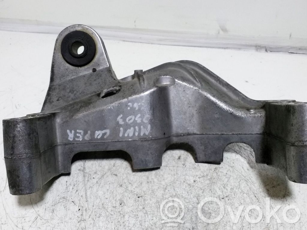 Mini One - Cooper R50 - 53 Engine mounting bracket 
