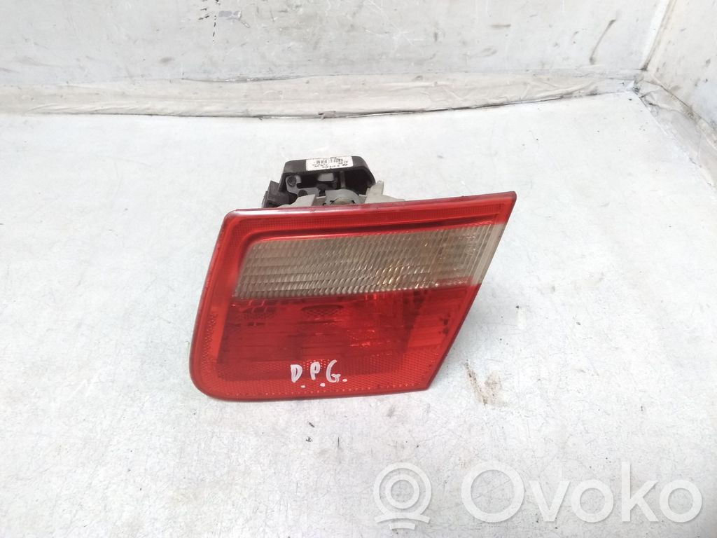 BMW 3 E46 Takaluukun takavalot 