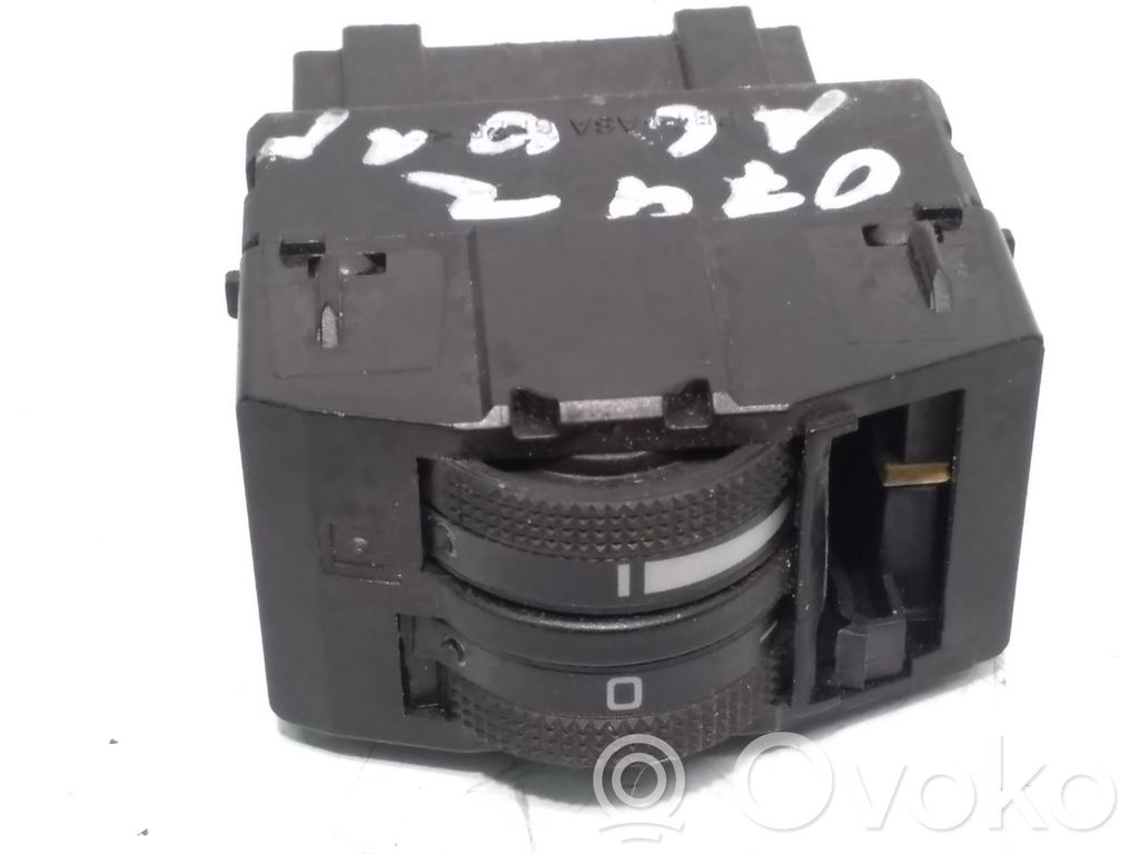 Audi A6 S6 C5 4B Headlight level height control switch 