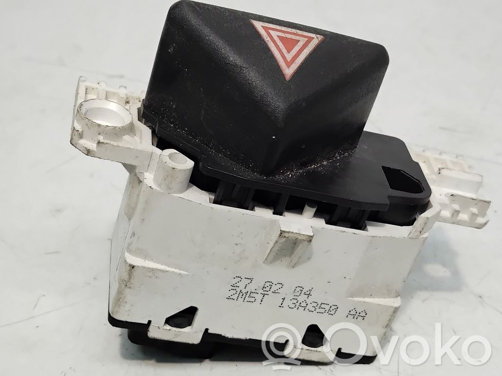 Ford Focus C-MAX Hazard light switch 